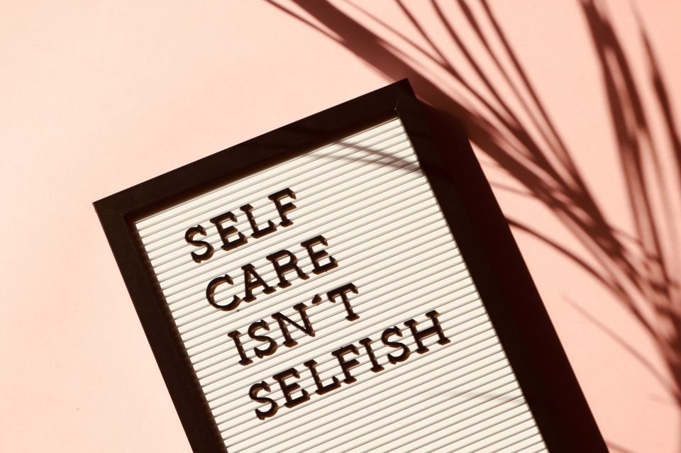 Selfcare isn't selfish - Άρθρα για την αυτοφροντίδα και την ψυχική υγεία
